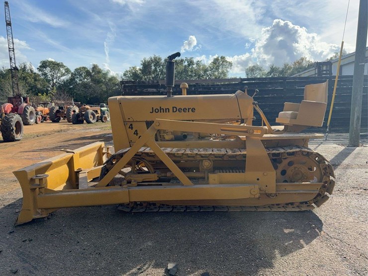 john-deere-440-image-4