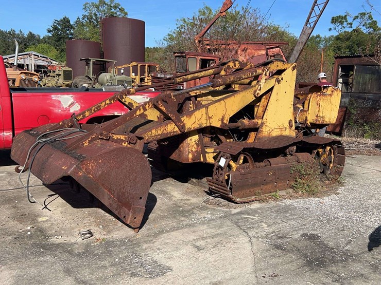 minneapolis-moline-diesel-crawler-image-1
