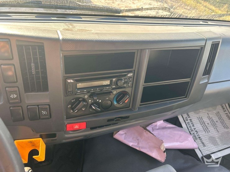 2018-isuzu-ftr-image-23