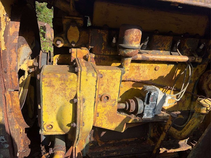 caterpillar-r2-image-35