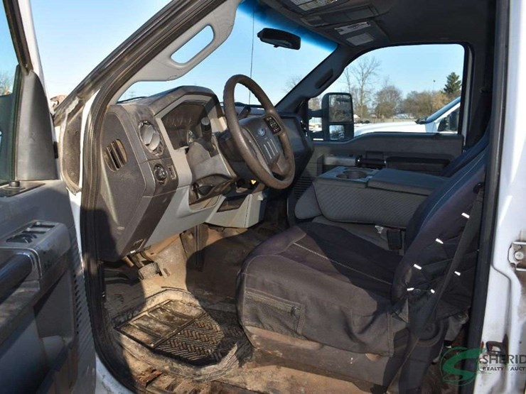 2016-ford-f350-image-14