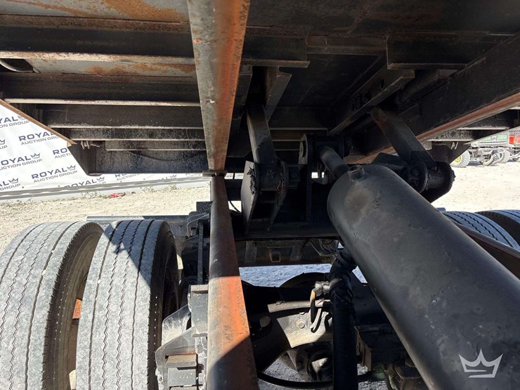 2006-ford-f650-image-18