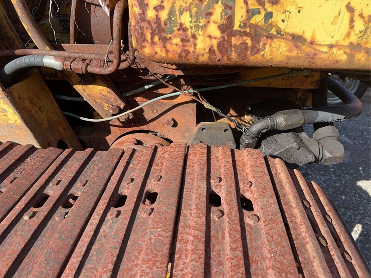 minneapolis-moline-diesel-crawler-image-22