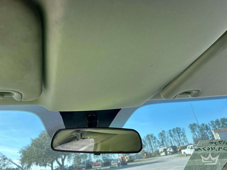 2017-dodge-3500-image-18