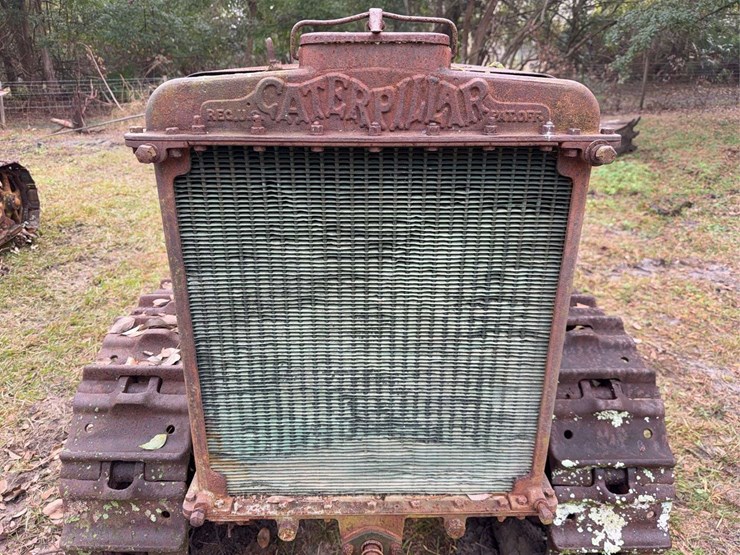 caterpillar-2-ton-crawler-image-18