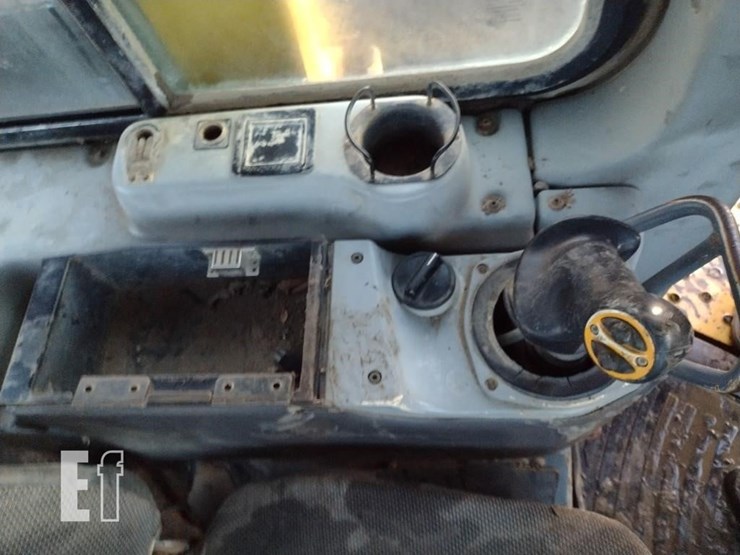 2004-komatsu-d65ex-15-image-12