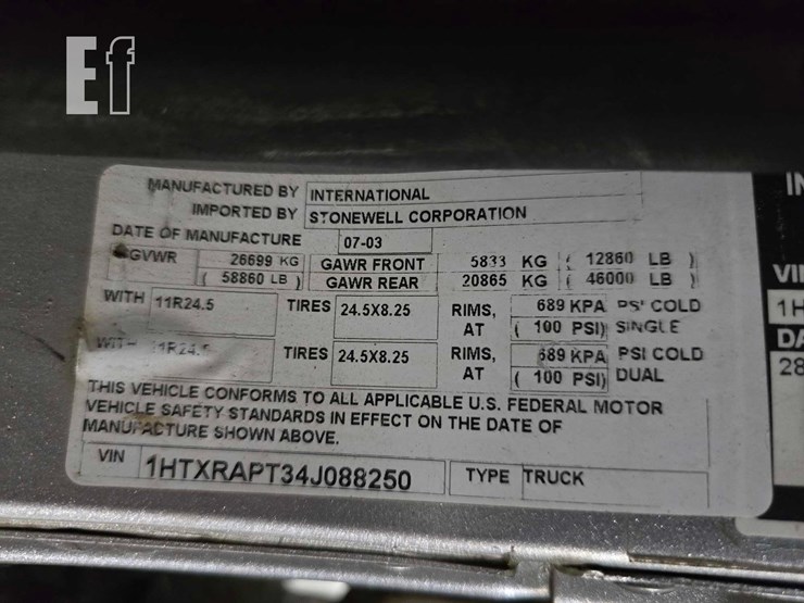 2004-international-paystar-5900-image-42