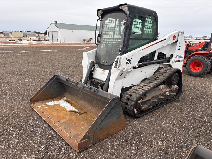 bobcat-t630-image-1