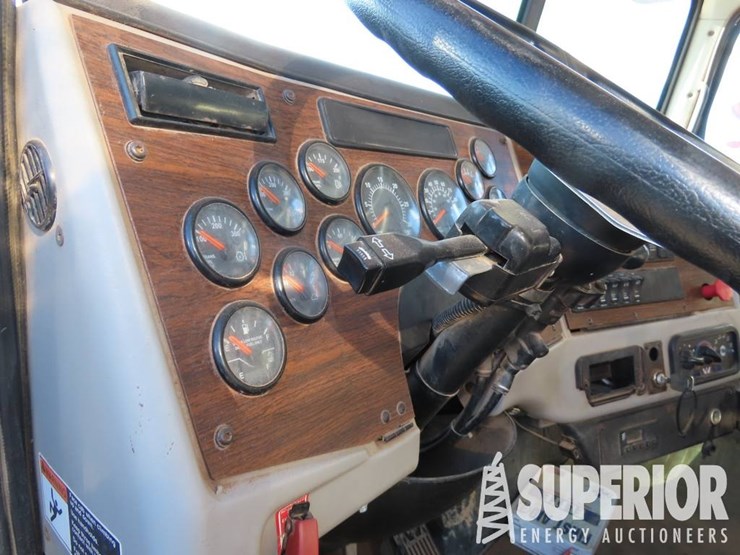 2013-western-star-4900-image-7