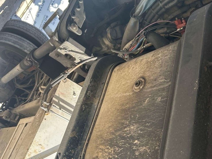 bucket-truck-image-45