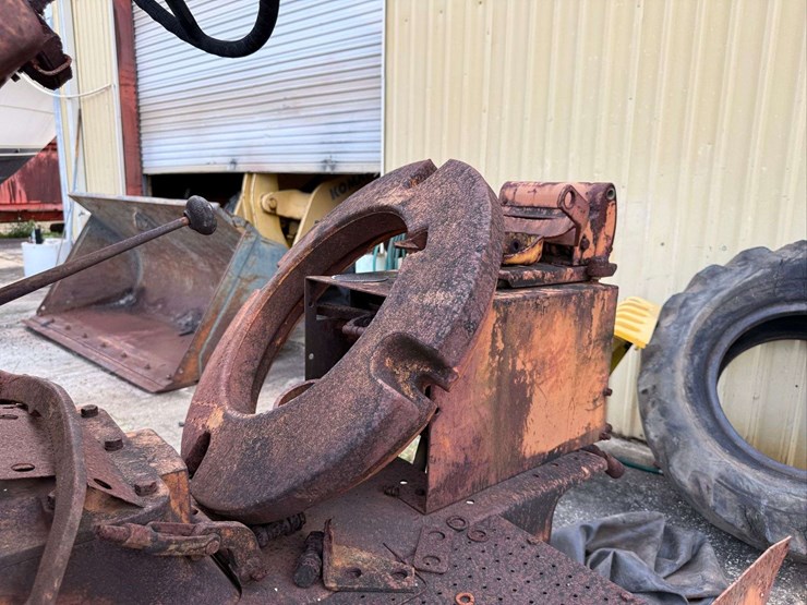 minneapolis-moline-g708-image-8