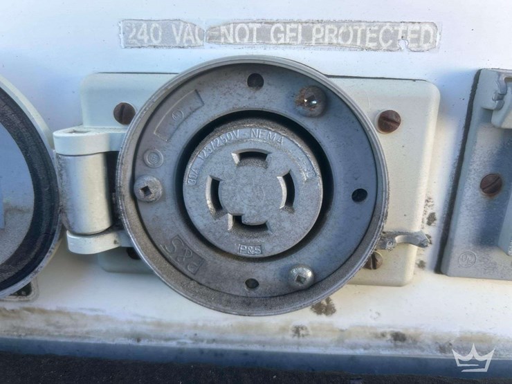 2008-altec-at200a-image-18