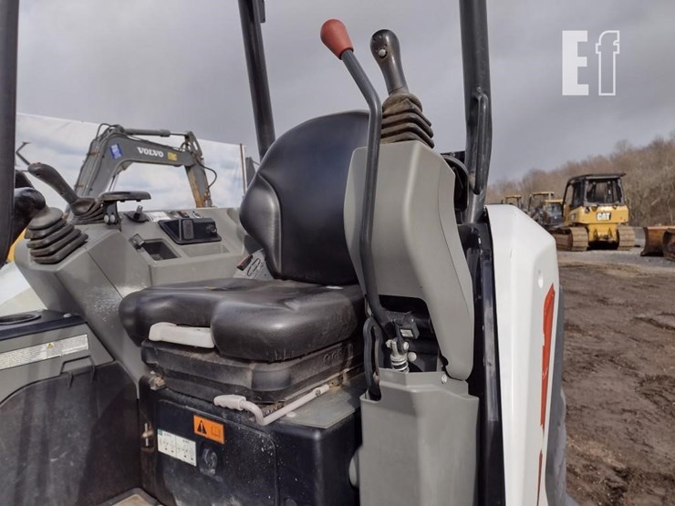 bobcat-e42-image-13