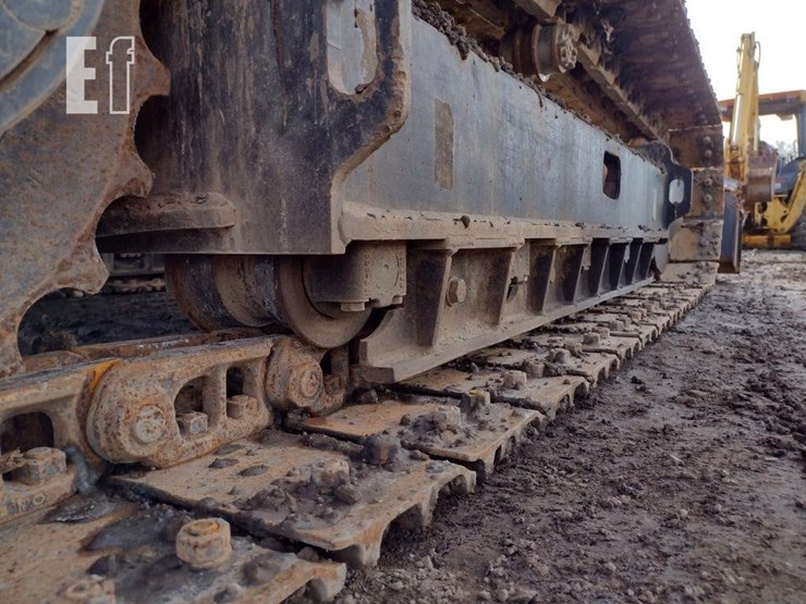 2018-caterpillar-307e2-image-40