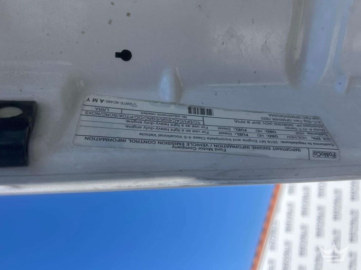 2016-ford-f550-image-10