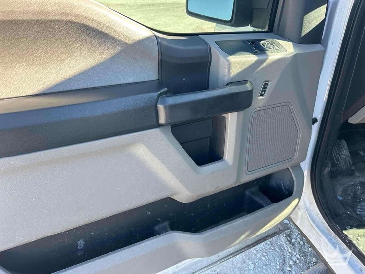 2018-ford-f150-image-11