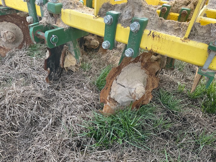 #38451-•-roll-a-cone-16-row-30"-bedder-chopper-image-40