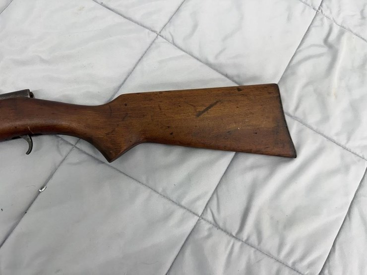 savage-model-3a-.22-s,l,-lr-rifle-image-5