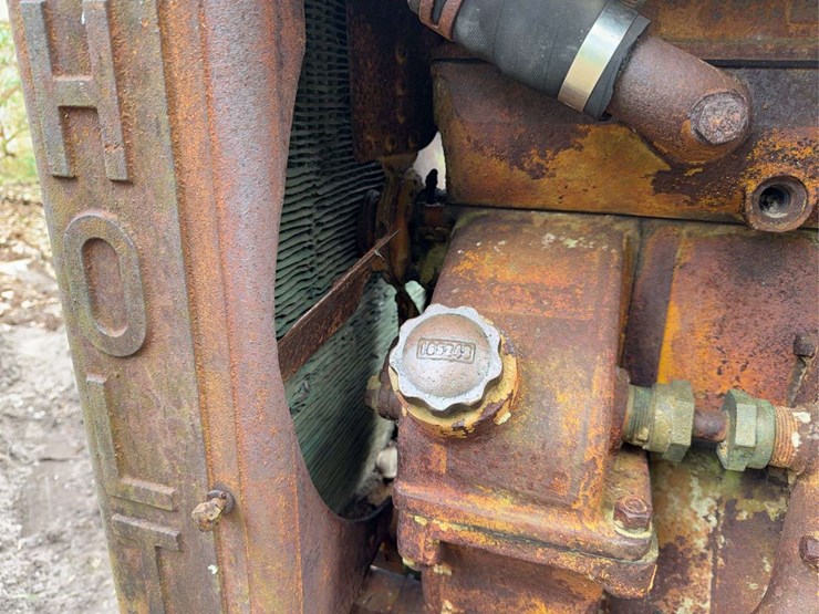 caterpillar-2-ton-crawler-image-10