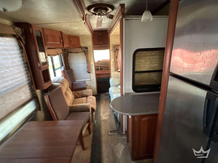 2012-keystone-alpine-3500re-39ft.-t/a-5th-wheel-travel-trailer-image-16