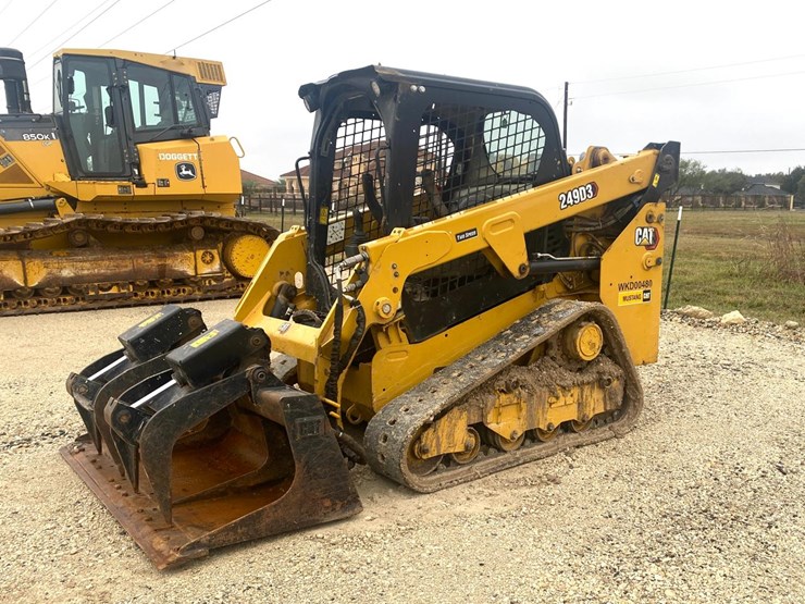 2023-caterpillar-249d3-image-6