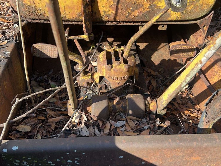 caterpillar-r2-image-30