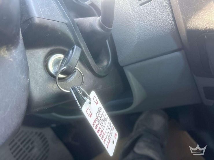 2016-ford-f550-image-39