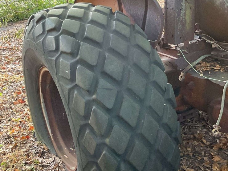 minneapolis-moline-lp-parts-tractor-image-25