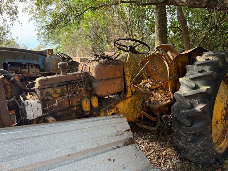 minneapolis-moline-diesel-parts-tractor-image-5