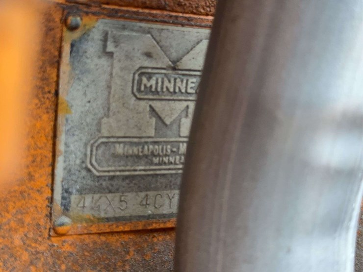 minneapolis-moline-udlx-image-27