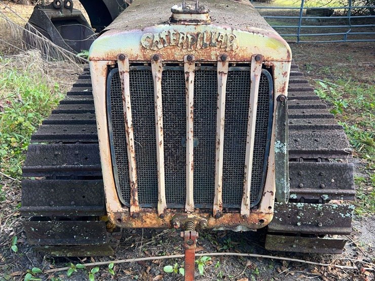 caterpillar-twenty-image-8