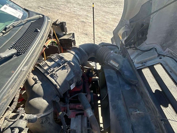 2009-ford-f-750-12ft-dump-truck-image-10