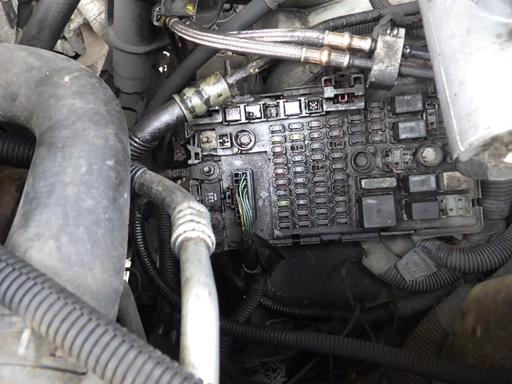 2005-chevrolet-express-2500-image-11