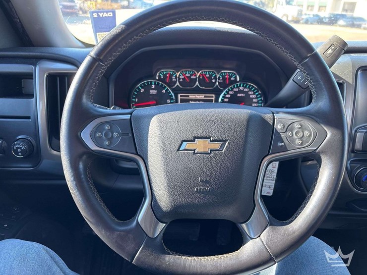 2015-chevrolet-silverado-1500-image-13