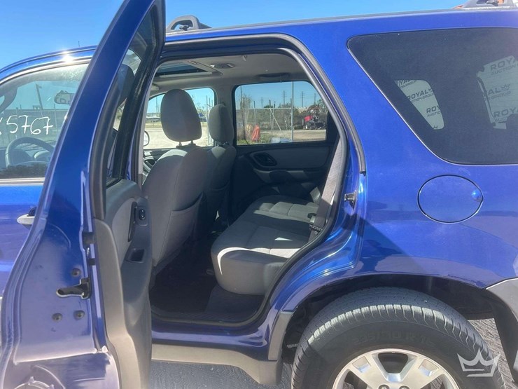 2006-ford-escape-image-19