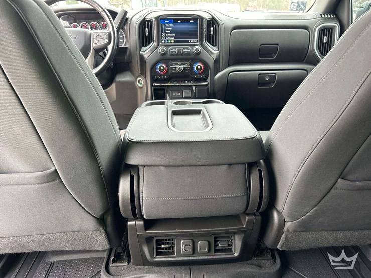 2019-chevrolet-silverado-1500-image-26