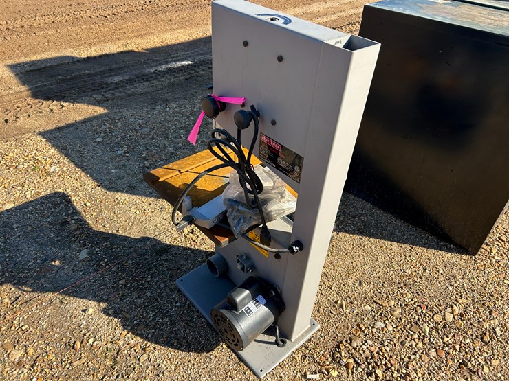 #37661-•-craftsman-10"-band-saw-image-2