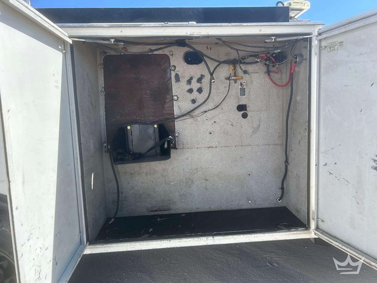 2016-ford-f550-image-27