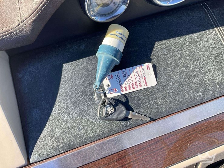 2014-sea-ray-250slx-bowrider-boat-with-t/a-boat-trailer-image-34