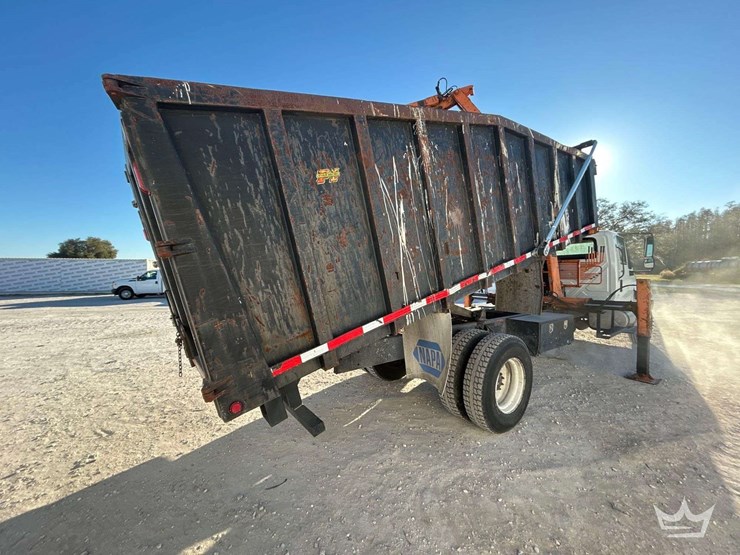 2011-international-durastar-4300-image-3