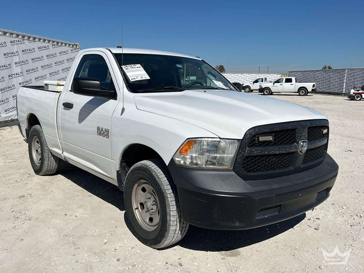 2012-dodge-2500-image-2