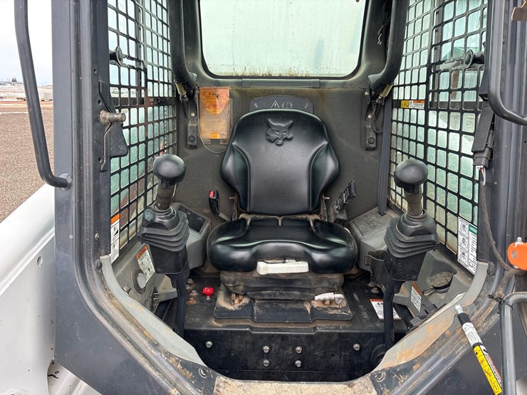 bobcat-t630-image-11