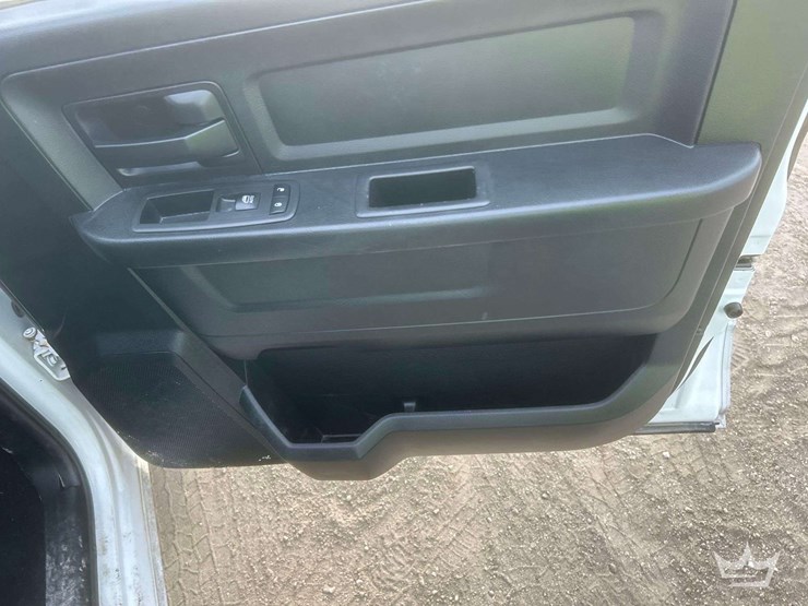 2018-dodge-1500-image-15