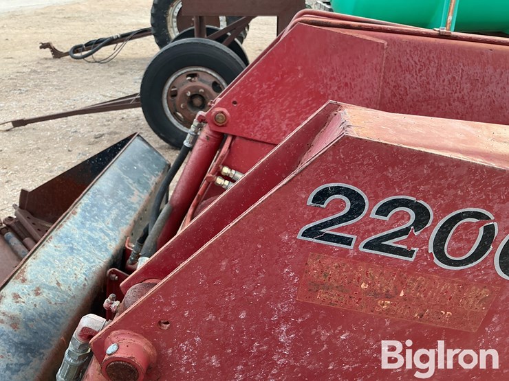 case-ih-2200-image-15