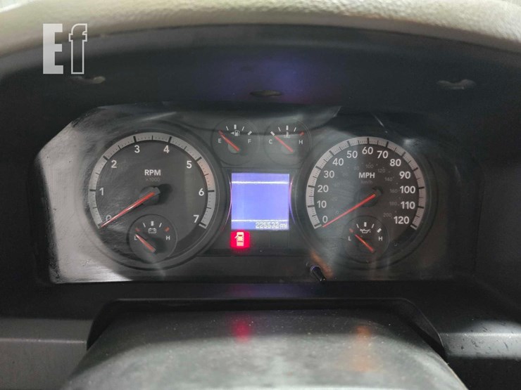 2012-dodge-2500-image-11