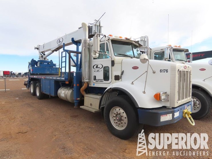 2008-peterbilt-365-image-1