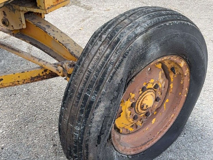 minneapolis-moline-jet-star-3-image-40