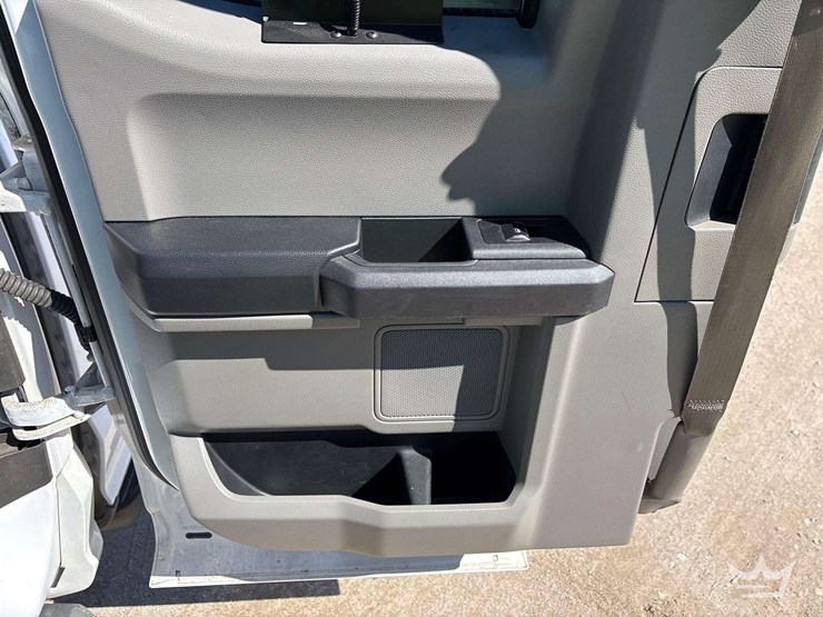 2015-ford-f150-image-17