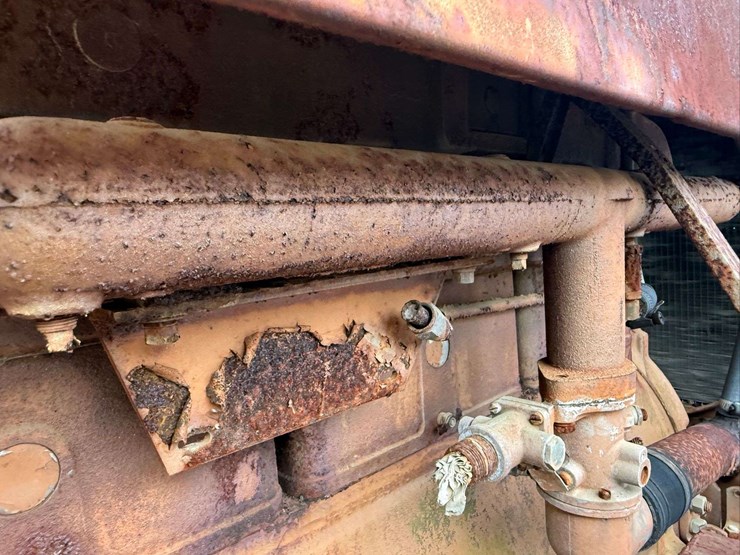 minneapolis-moline-g708-image-30