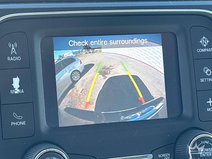 2021-ram-1500-slt-image-20